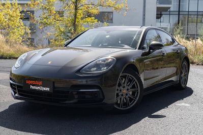 Porsche Panamera 4 e-Hybrid