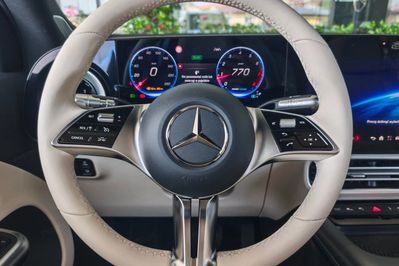 Mercedes GLB 200 4MATIC
