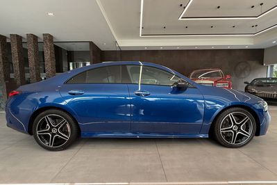 Mercedes CLA 200 mHEV 7G-DCT