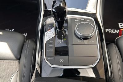 BMW Seria 3 Touring 320e xDrive Advantage