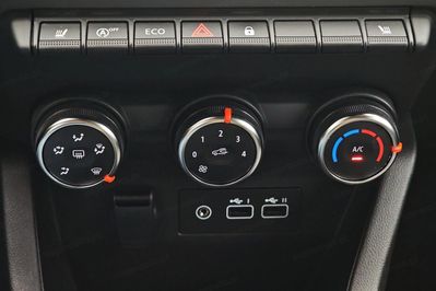 Renault Clio 1.0 TCe Equilibre