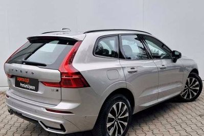 Volvo XC60 B5 B AWD Plus Dark