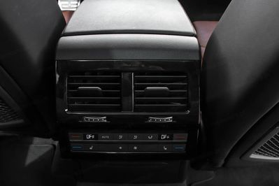 Volkswagen Touareg 3.0 V6 Tdi 4MOTION r-Line