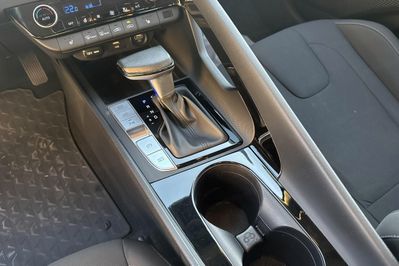 Hyundai Elantra Executive 1.6  CVT