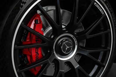 Mercedes Klasa E AMG 53 4Matic+ Hybrid
