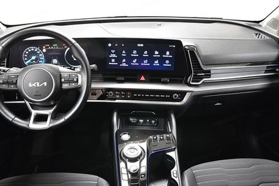 Kia Sportage 1.6 T-GDI HEV Business Line 4WD aut