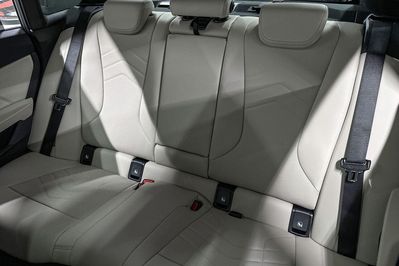 BMW Seria 2 Gran Coupe 220