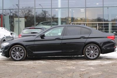 BMW Seria 5 520d xDrive Sport Line sport-aut