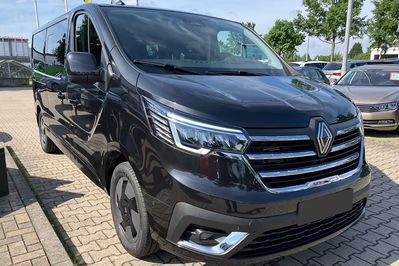 Renault Trafic SpaceClass Grand L2H1 AT9