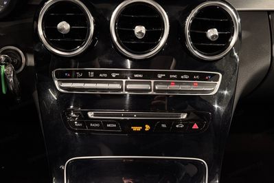 Mercedes Klasa C 200 4-Matic