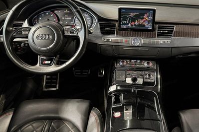 Audi A8 S8 Plus 4.0 TFSI quattro Tiptronic