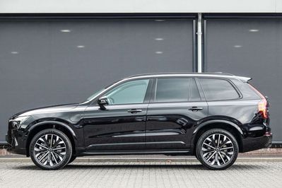 Volvo XC90 T8 AWD Plug-In Hybrid Ultra Dark 7os