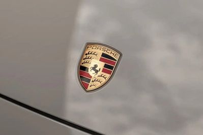 Porsche Cayenne E-Hybrid Black Edition