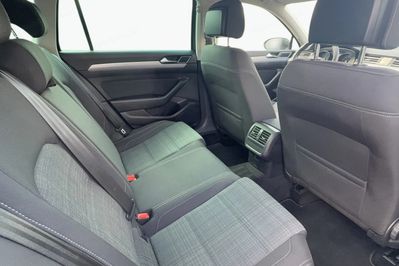 Volkswagen Passat 2.0 TDI Business DSG