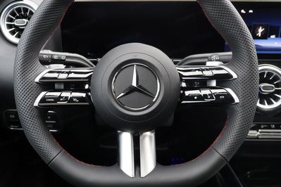 Mercedes GLA 200 AMG Line