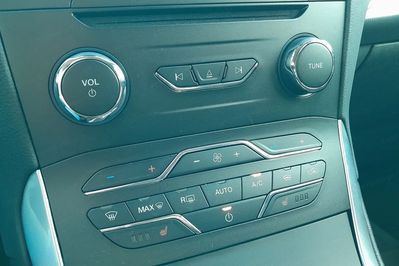 Ford S-MAX EcoBlue AWD Titanium