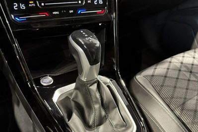 Volkswagen T-ROC 1.5 TSI R-Line DSG