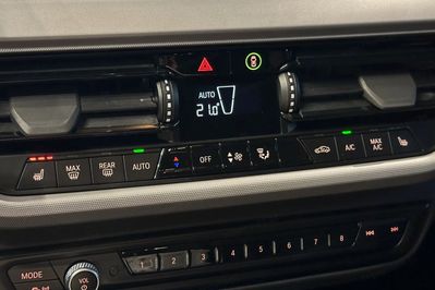 BMW Seria 1 118i Advantage