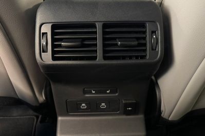 Land Rover Range Rover Velar D200 Dynamic SE