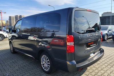Peugeot Traveller BlueHDi