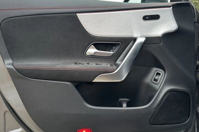 Mercedes CLA 200 AMG Line