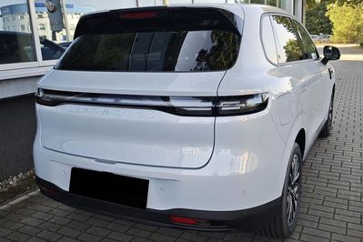 Leapmotor B10 Design Hybrid EV 18,8 kWh