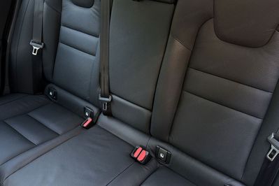 Volvo V60 B4 B Plus Dark