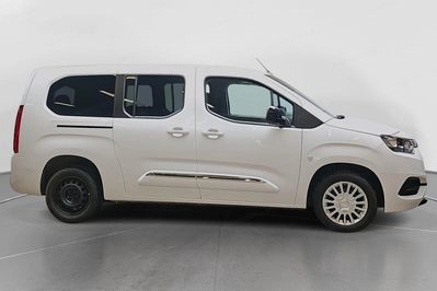 Toyota Proace City Verso L2H1 Business