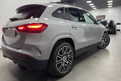 Mercedes GLA 220 4-Matic AMG Line