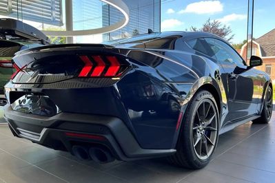 Ford Mustang Dark Horse aut 5.0 Ti-VCT V8