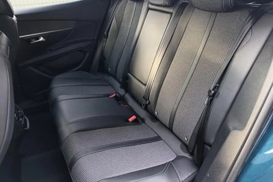 Peugeot 3008 BlueHDi Allure S&S EAT8