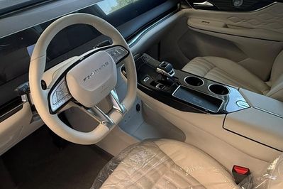 Forthing V-Tour 1.5 PHEV E-CVT