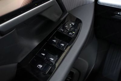 BMW Seria 5 550e xDrive M Sport