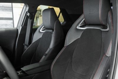 Toyota C-HR 2.0 Hybrid Dynamic Force GR Sport Premiere Edition