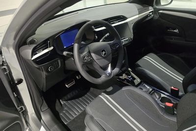 Opel Corsa 1.2 GS Line S&S