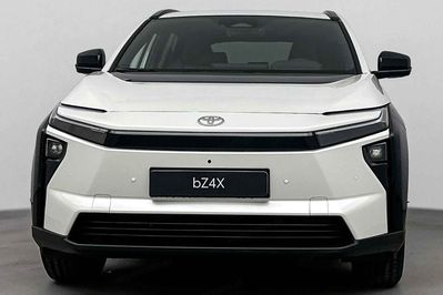 Toyota bZ4X Style EV