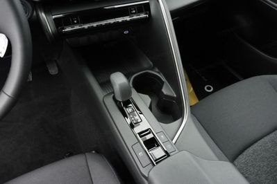 Toyota C-HR Style 1.8 Hybrid NG23 e-CVT