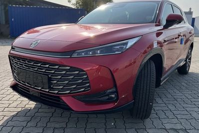 MG HS 1.5T HEV+ Excite aut