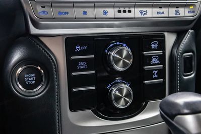 Toyota Land Cruiser Lc 2.8 d-4D Invincible
