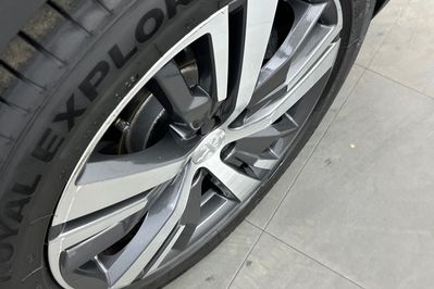 Peugeot 3008 Allure Pack 1.6 Hybrid e-EAT8 4x4