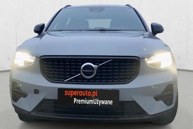 Volvo XC40 B3 B Plus Dark