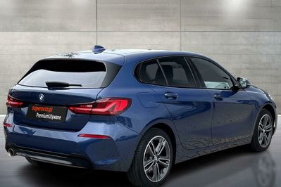 BMW Seria 1 118i Sport Line