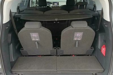 Peugeot 5008 1.6 BlueHDI Allure S&S EAT6