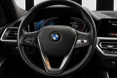BMW Seria 3 318i aut