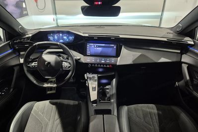 Peugeot 308 1.2 PureTech GT S&S EAT8