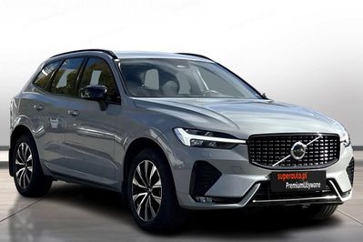 Volvo XC60 B5 B AWD Plus Dark