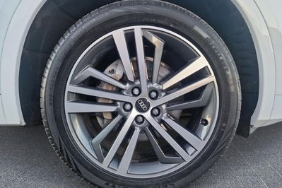 Audi Q5 40 TDI mHEV quattro S Line S tronic
