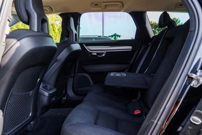 Volvo V90 D4 Momentum