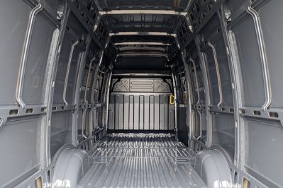 Iveco Daily 35S18 V Hi-Matic 18m3 L4H3