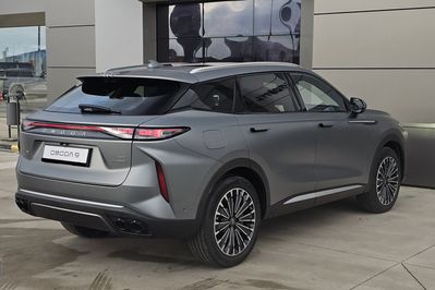 Omoda 9 1.5 Super Hybrid Exclusive AWD